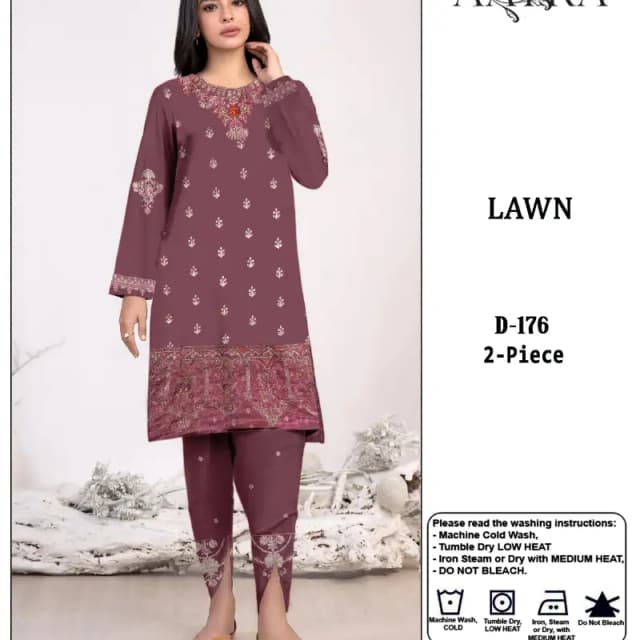 Lawn Cotton Heavy Embroidered 2PC Suit
2piece suits With patches, Nike, Front, Aor Bazuon pr Heavy Embroidery hoe ha. Kamiz- 3 gaz Trouser- 2.5 gaz 3D. Fashion Studio Faislabad +923425977722 Wholesale Dealer Faisalabad